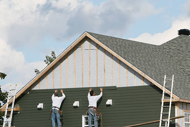 Professional Siding Replacement technician working in Somerset, OH
